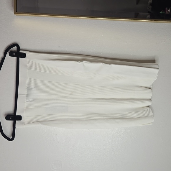 Nicole Miller White midi ribbed skirt - Picture 9 of 9